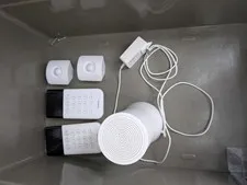 Simplisafe Parts Lot 2x Keypads, 2x Motion Sensors, 1x Base Station
