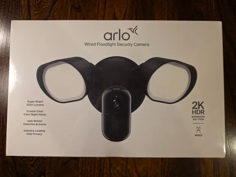 Arlo Wired Floodlight Home Security Camera with 2K Video and HDR Black NEW