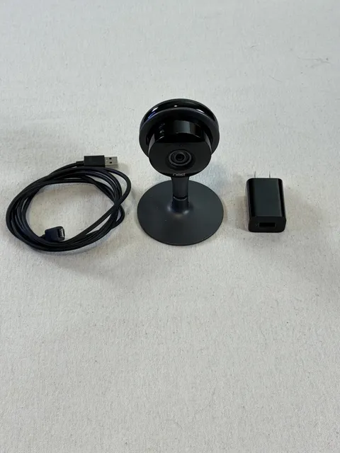 Google Nest Cam Indoor 1st Gen A0005 NC1102ES 1080p HD WiFi Security Camera
