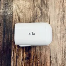 Arlo Essential XL VMC2032 Wireless Spotlight Security Camera White - SHIPS FREE!