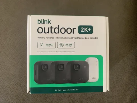 SEALED BLINK OUTDOOR 2K+ WIRELESS SECURITY CAMERA 3 CAMERA SYSTEM