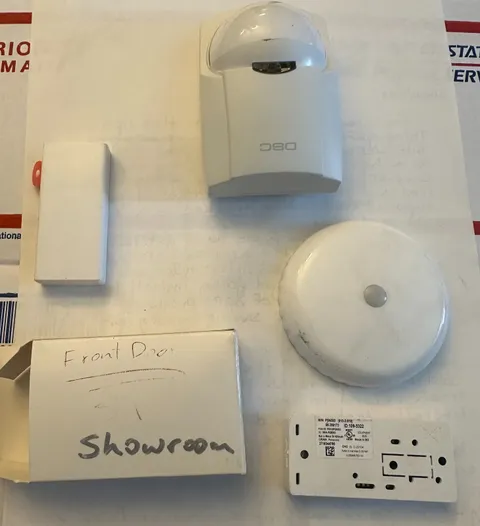 DSC LC-100-PI PIR Detector with Pet Immunity & Ceiling Motion/Window Sensor