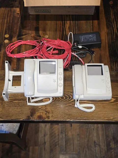 AIPHONE MK-1GD & MK-1HD audio/video entry security intercom w/ doorbell & power