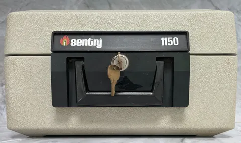 Sentry 1150 Fireproof Waterproof Lock Box Safe Chest w/2 Keys