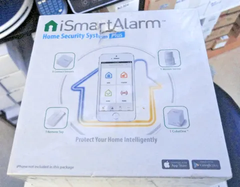 New / iSmart Alarm Home Security System PLUS / SEALED