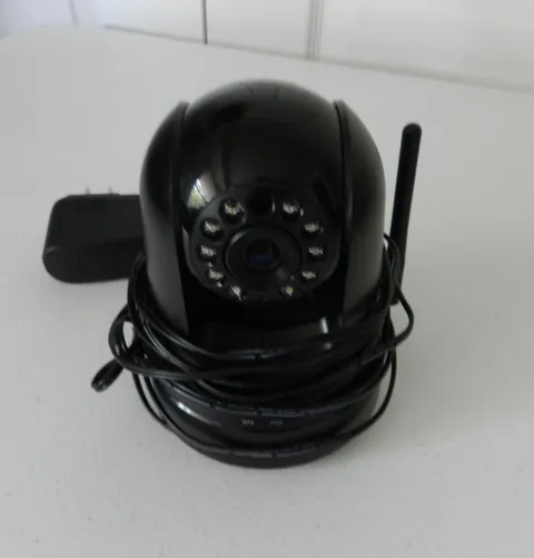 D-Link DCS-5009L Wi-Fi Wireless Pan/Tilt Security Camera w/ Night Vision SEALED