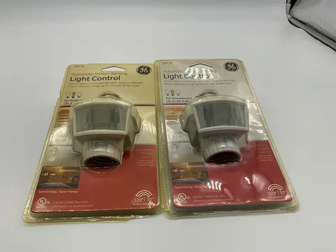 GE Automatic Motion Sensing Light Control Adapter 120 Degree 30 range.