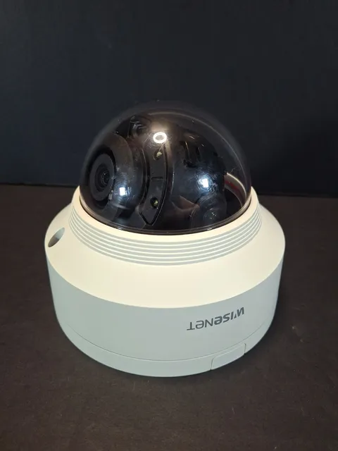 WiseNet Camera XNF-8030R