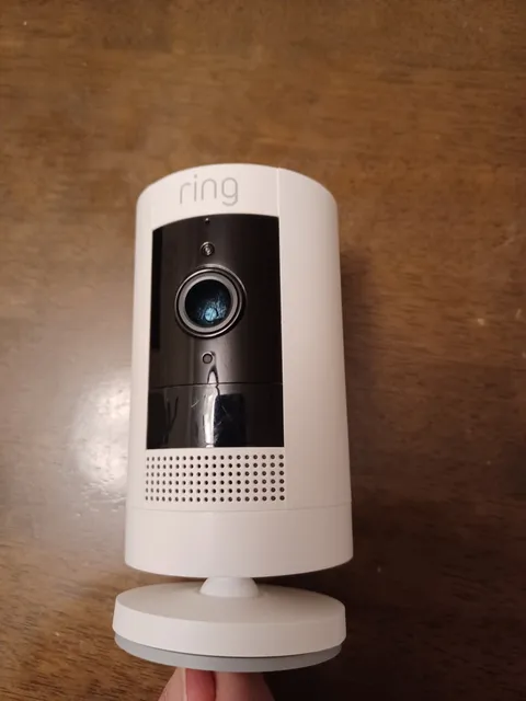 Ring Stick Up Cam (3rd Gen) w/ Battery & Mount – Tested & Reset