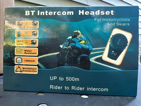 BT Intercom Bluetooth Headset For Motorcycles and Skiers. Fits On Most Helmets