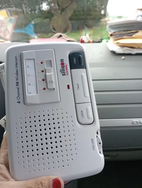 RadioShack Advance 3-Station FM Wireless Intercom System - Gray (43-3105)
