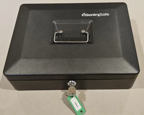 SentrySafe CB-12 Cash Box with Key Lock