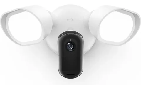 Arlo Wired Floodlight Camera 2K HDR - White