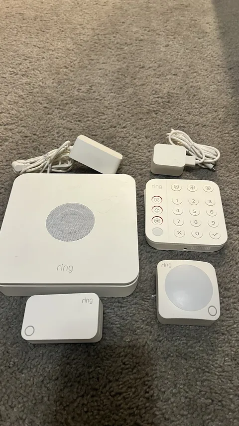 Ring Alarm system Bundle . Base Station, Keypad, Motion Detector, Range Extender