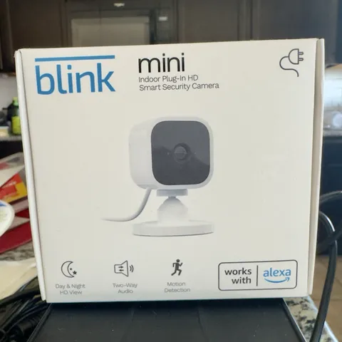 Blink Mini Indoor Plug-In Live HD Smart Security Camera (New in Box)