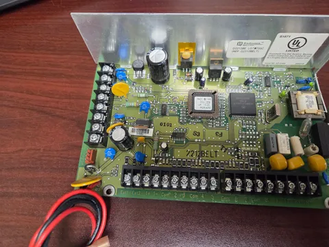945 BOSCH RADIONICS D2212BE Security Alarm Panel Board - Working Pull adt vivint