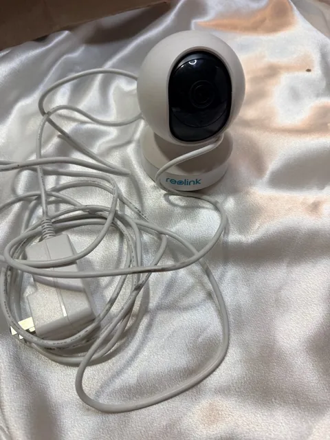Reolink E1 WiFi Indoor Security Camera Pan Tilt Tested Working w/ Adapter