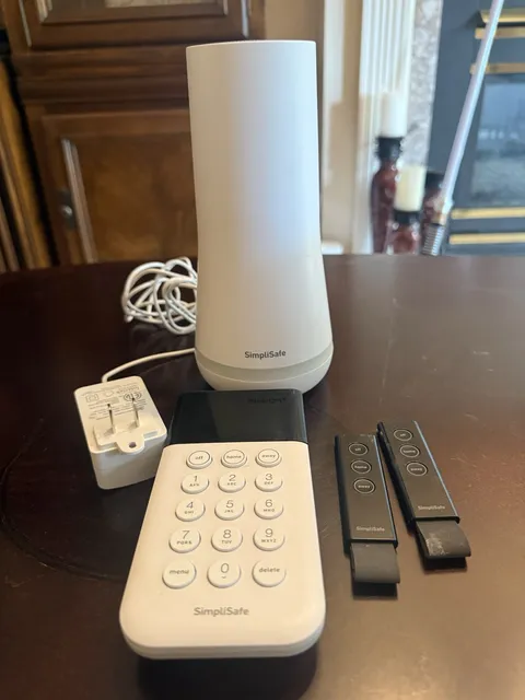 SimpliSafe Base Station/ AC Adapter Cord/ Keypad/ 2 Panic Button Security System