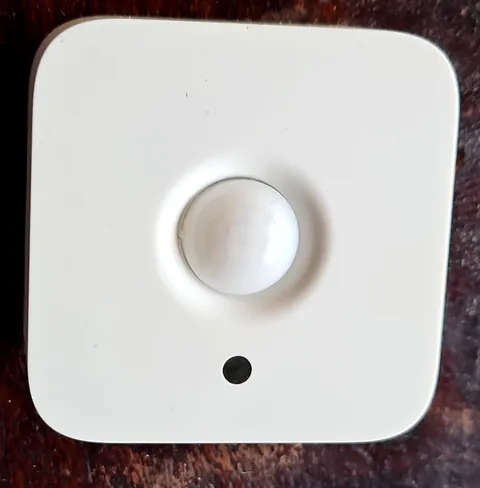 Philips Hue Indoor Motion Sensor for Smart Lights - MODEL 9290012607 Excellent
