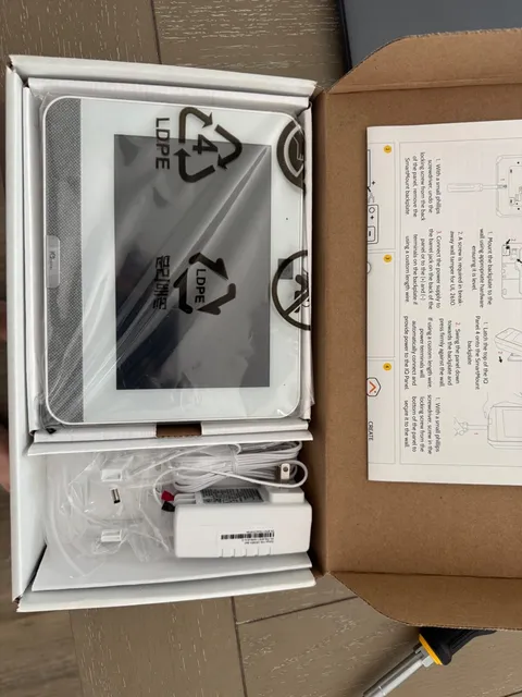 QOLSYS iQ4 iQP4001 Panel 4 ALARM SYSTEM PowerG S-line GE LTE 319.5 MHz