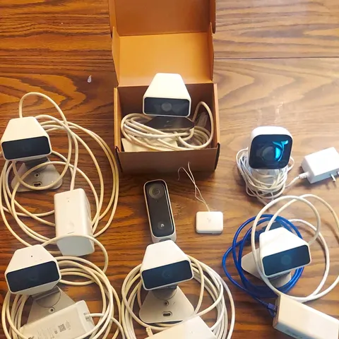 LOT of Security Cameras Xfinity WIFI 6-Pack Wired 1080p IP  w/ Video Doorbell