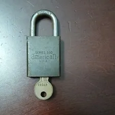 American Lock Series 530 Hardened Steel Keyed Padlock, 10mm Shackle, 1 Key