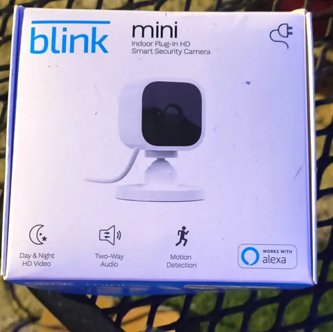 Blink Mini Indoor HD Wi-Fi Camera Day/Night Two-Way Motion Alexa White