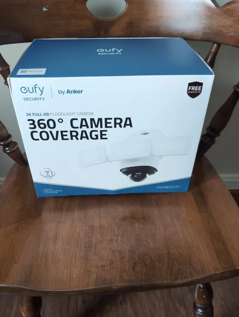 eufy Floodlight Cam 2 Pro Outdoor Smart Security Camera 2K FHD 360° Pan and Tilt