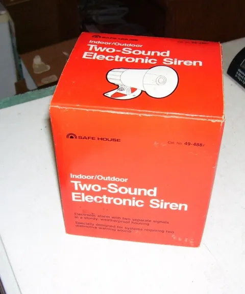 Radio Shack Safe House 49-488F Two Sound Electronic Siren Alarm Horn
