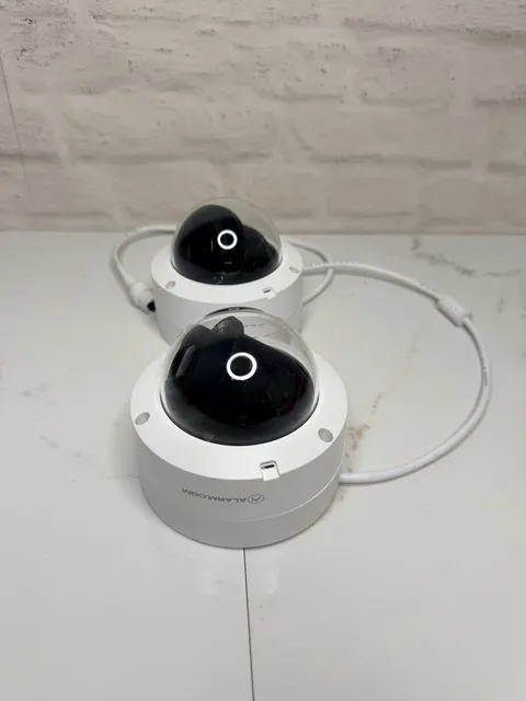 Alarm.com ADC-VC827PF 1080P Indoor/Outdoor Fixed Dome Security Camera 2x