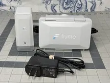 Flume 2 Wireless Smart Home  Water Monitor & Water Leak Detector Used (H1)