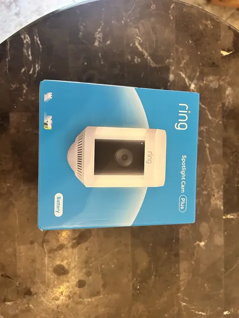 Ring Spotlight Cam Plus Battery Outdoor Security Camera White 840268938512