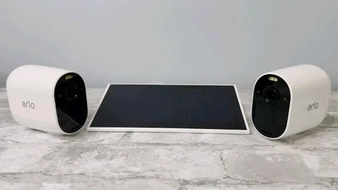 Arlo Essential Spotlight Security 2x Cameras VMC2030 & Solar Panel Charger