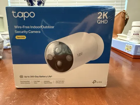 TP-LINK Tapo Smart Wire-Free Security Camera, 2K QHD Tapo C425 Brand New