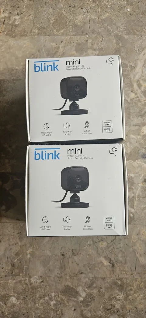 New Blink Mini Indoor 1080p WiFi Security Camera with Motion Detection 2 Pack
