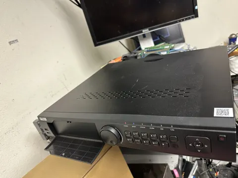 LTS LTN8932 32ch h.264 nvr cvbs 4 sata ac 100-240v