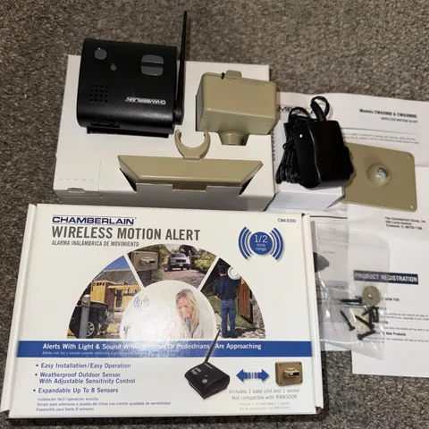 Chamberlain CWA2000 Wireless Motion Alert System Unit 1/2 Mile Range ~ New Open