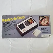 Vtg Universal PERIM-A-TRON Home Alarm System PT-1000 Basic Receiver/Transmitter