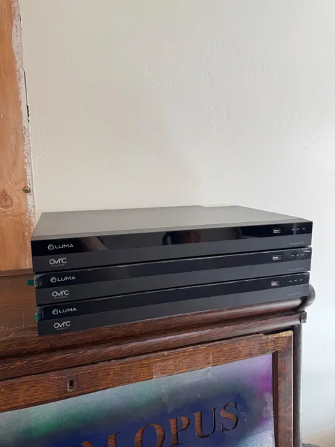 Luma Surveillance 220 Series LUM‑220‑NVR‑8CH 8‑Ch PoE Network Video Recorder