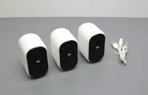 Arlo Essential XL 2K 2nd Gen VMC3352 Outdoor Wireless Cameras (3-Pack)