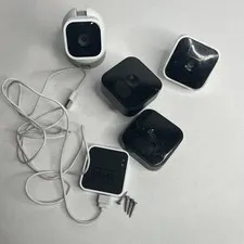 Blink Camera System Used 4 Cameras 1 Sync Module 2