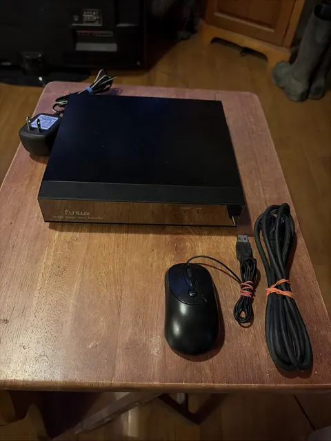 Funlux ZMD-DX-SAN8 H.264 Digital Video Recorder 1GB HDD