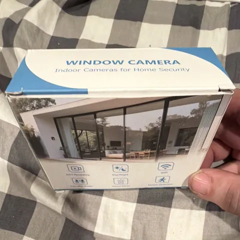 1080p Wi-Fi Indoor IP Camera Day/Night Motion Smart Alerts 2-Way Y661