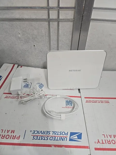 NETGEAR VMB3000 Arlo Base Station with Power Adapter power tested