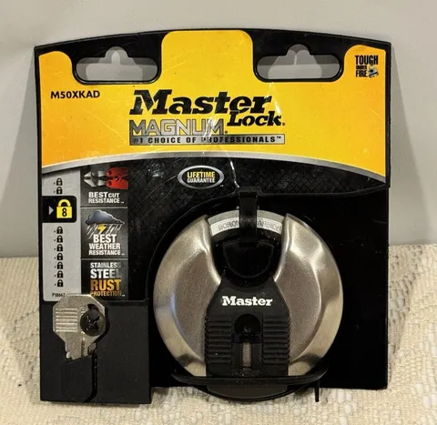Magnum Master Lock M50XKAD Shrouded Padlock 3" Round Keyway Cover New in Package
