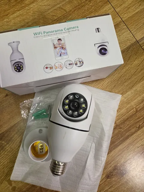 WiFi Panorama Smart Camera Bulb with 360° View and Motion Detection