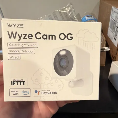 Wyze Cam OG 1080p Wired/Wi‑Fi Indoor/Outdoor White Cam, Color Night Vision