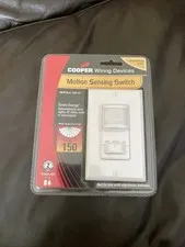 Cooper Motion Sensing Switch - New In Box - 500W