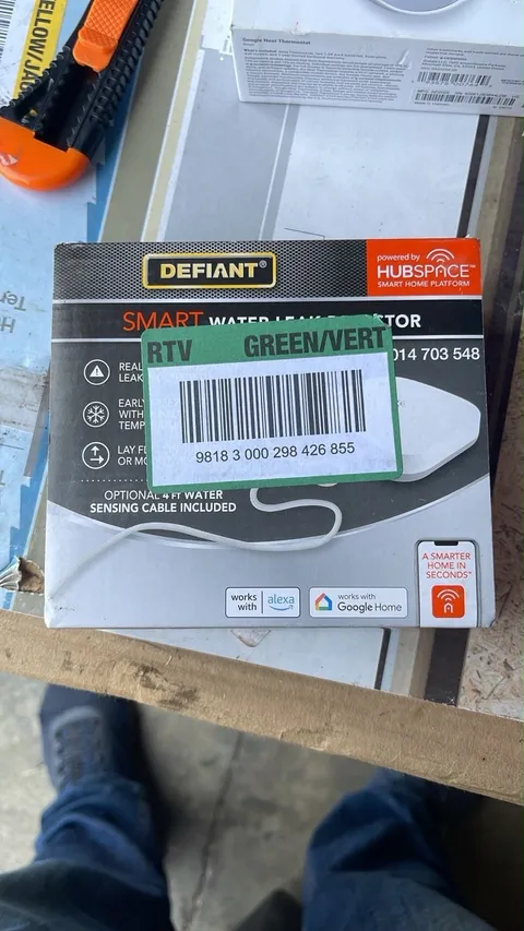 DEFIANT Smart Water Leak Detector SWLZ20BWB Powered HUBSPACE