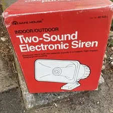 Safe House Indoor/Outdoor Two Sound Electronic beige Siren 49-525 New open box